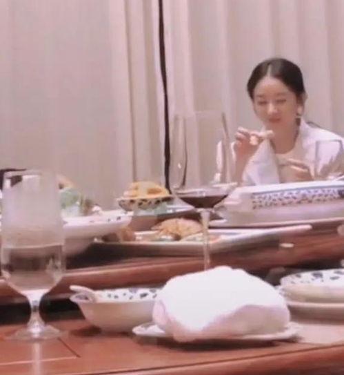 赵丽颖吃饭的照片,镜头下的美味时光