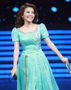 腾讯娱乐主持人,风采各异