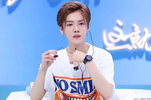 路晗的家庭背景,出身名门，砥砺前行的人生传奇